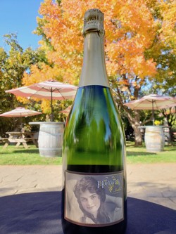 2019 Isabel Sparkling